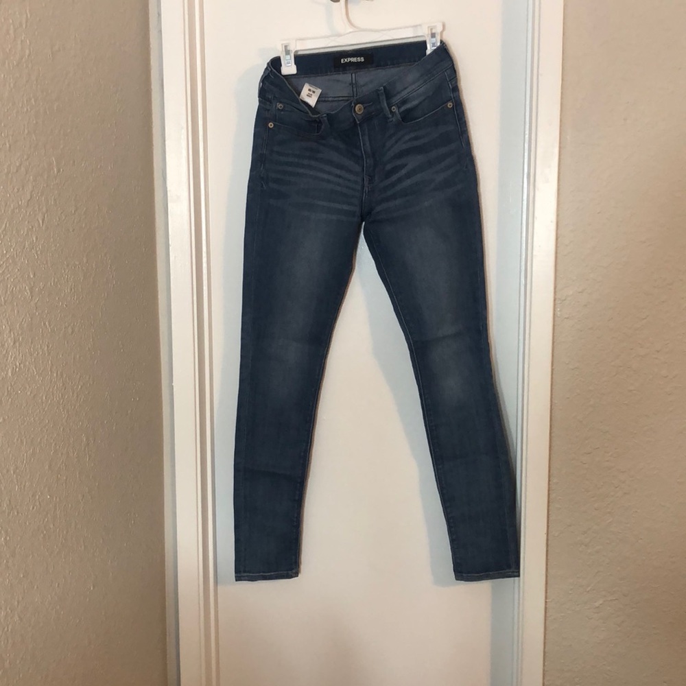 Express Jeans - Picture 3 of 4